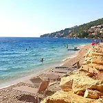 Mihael Апартаменты Целина